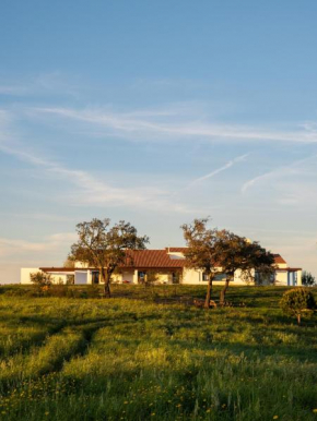Casa Vale da Rosa- 29Jun to 14Sep checkin-out on Sundays